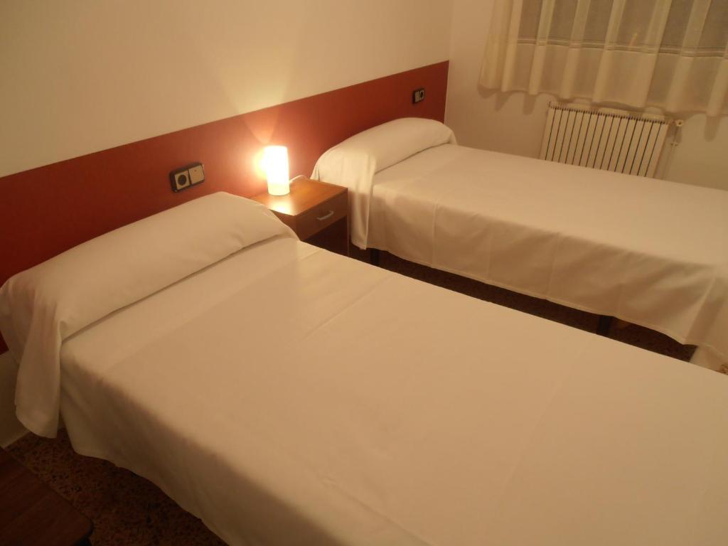 Hostal Braseria Tivissa Zimmer foto